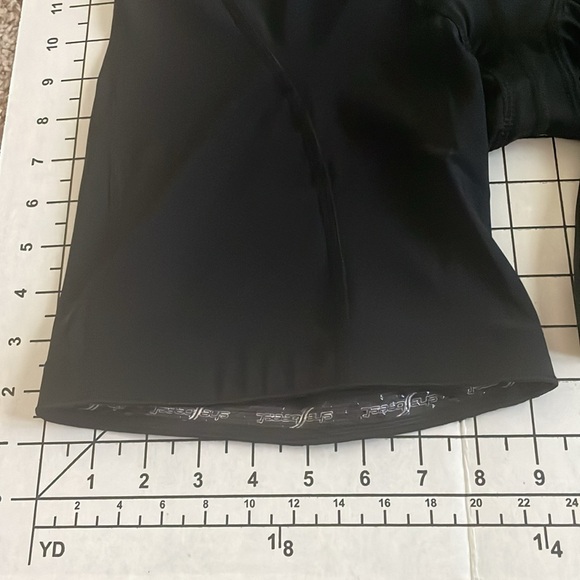 Shebeest tri collection shorts, size 1x - Picture 2 of 11